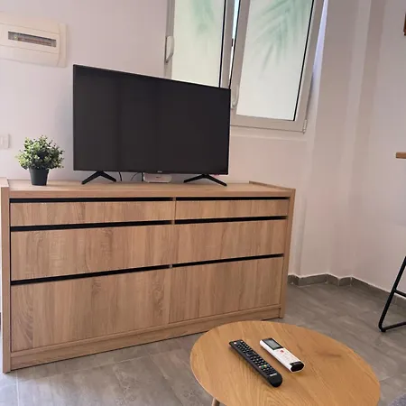 Moonstone - 24h Check In Appartamento Tirana